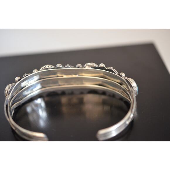 Running Bear Navajo Sterling Silver Turquoise Bracelet Horse Head Cuff - Picture 3 of 3